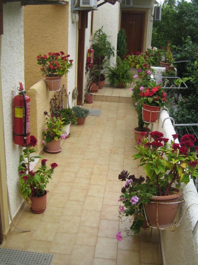Electra Pension Maleme  Exterior photo
